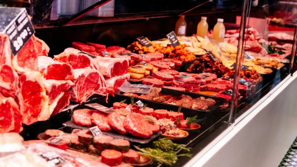 Tres consejos de un carnicero a los jóvenes para comprar la carne más barata. "Nadie nace enseñado"