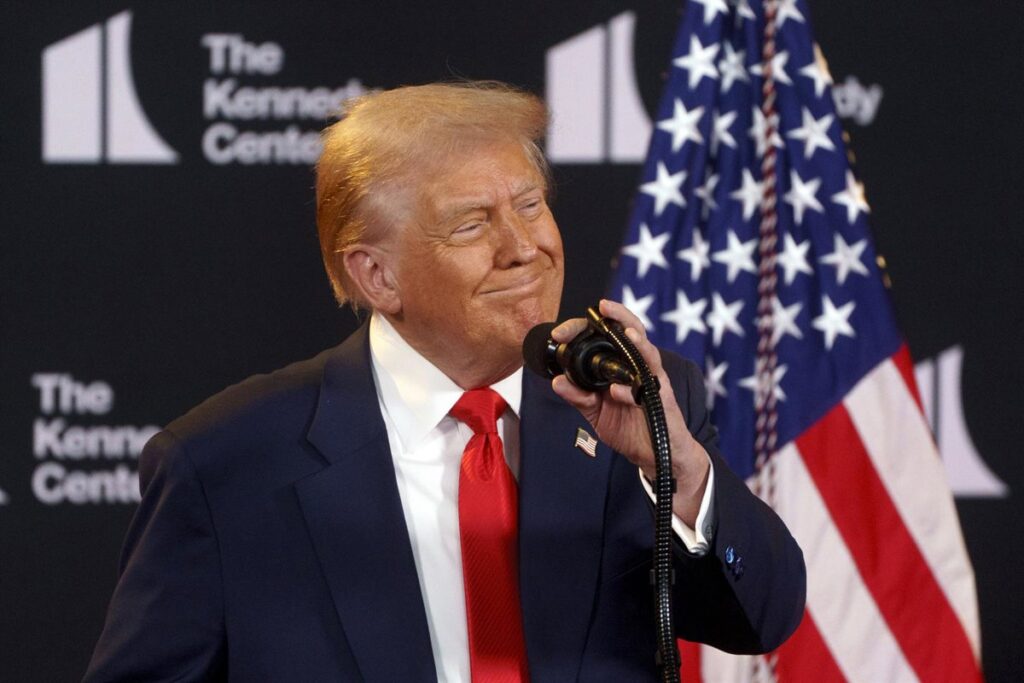 Trump baraja incluir a "algunos líderes europeos" en una eventual reunión con Putin y Zelenski