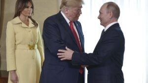 Trump entregó a Putin una «carta de paz» de Melania instándolo a proteger a los niños de la guerra | elperiodico.com