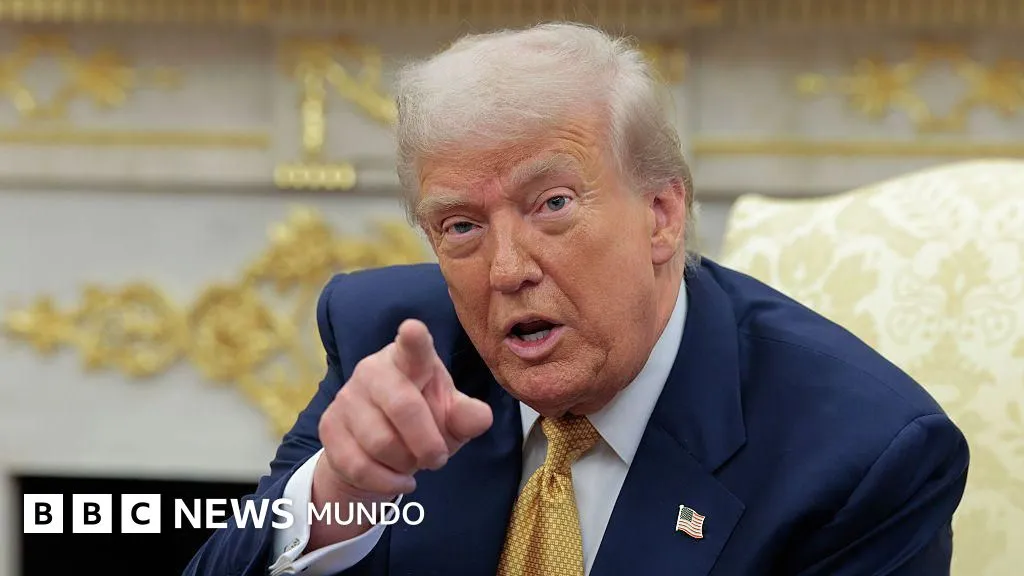 Trump moviliza dos submarinos nucleares tras comentarios "altamente provocadores" del expresidente ruso Medvédev