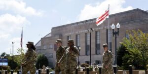 Trump planea militarizar las principales ciudades demócratas