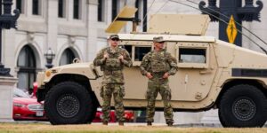 Trump prepara un despliegue militar en Chicago tras las operaciones en Washington y Los Ángeles