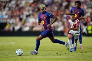 Un Barça gris no pasa del empate en Vallecas | europapress.es