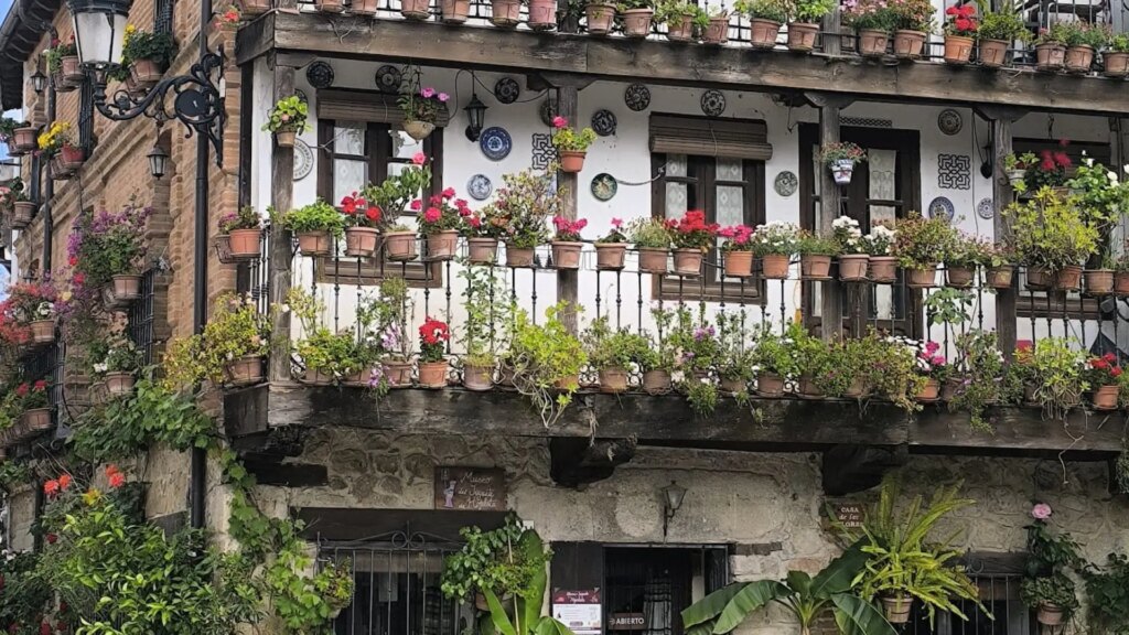 Una Ruta de Tapas por Gredos: la historia de un paisaje único contada desde el aperitivo