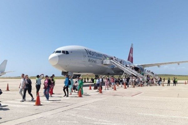 Unos 551 turistas rusos llegan a Nueva Esparta: planean visitar otros estados del país
