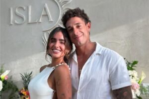 Venezolana Isabella Ladera y Hugo García se lucen juntos en Miami