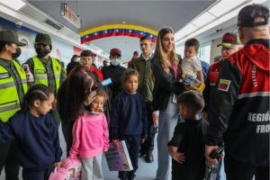 Venezuela recibe a 194 migrantes deportados de Estados Unidos: seis son niños y niñas