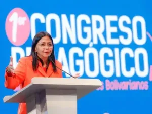 Vicepresidenta Rodríguez: La educación enfrenta grandes desafíos
