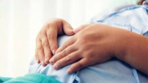 Violencia, castigo y desconocimiento, las barreras de las mujeres para abortar en Ecuador – AlbertoNews