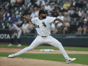 Yoendrys Gómez ganó en su primera apertura en MLB
