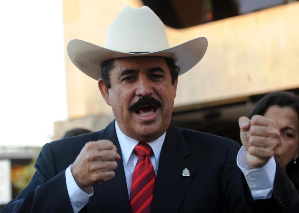 Zelaya denuncia "bloqueo militar" de EEUU contra Venezuela que "destruye" Carta de la ONU - AlbertoNews