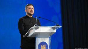 Zelenski anuncia reuniones entre Ucrania y EE. UU. – DW – 25/08/2025