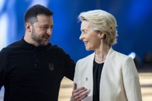 Zelenski y Von der Leyen ven imposible cualquier entrega de territorios a Rusia | europapress.es
