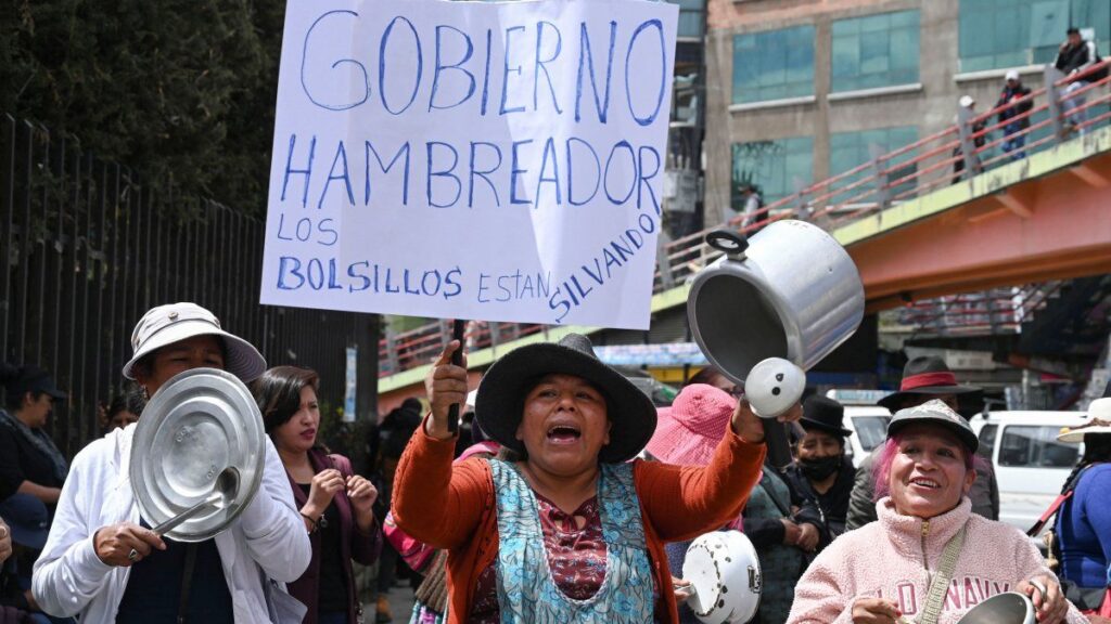 escasez de alimentos, combustible y dólares a días de las elecciones