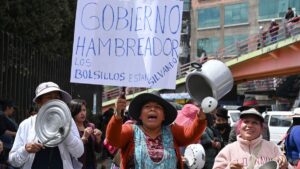 escasez de alimentos, combustible y dólares a días de las elecciones