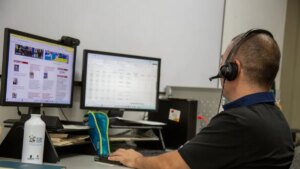 hay 8.000 cupos para estudiar inglés, IA y diseño de videojuegos