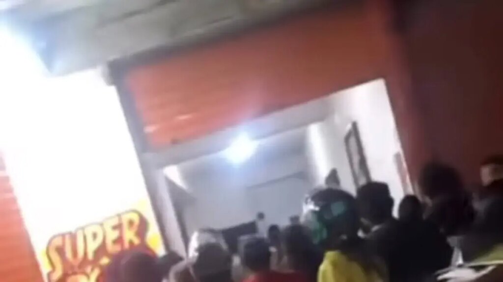 hombres armados detuvieron una ambulancia y asesinaron con fusiles al paciente que iba herido