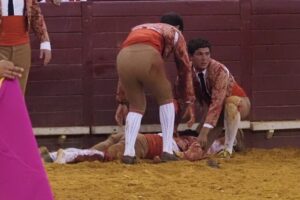joven murió corneado por un toro en su primera corrida