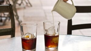 si quieres hacer un buen café frío prueba con el ‘cold brew’