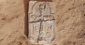 su hallazgo en Abu Dabi demuestra que la tolerancia religiosa existía hace más de 1.400 años