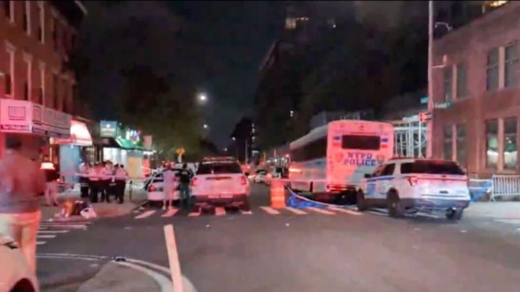 tres muertos y ocho heridos tras ataque en un restaurante