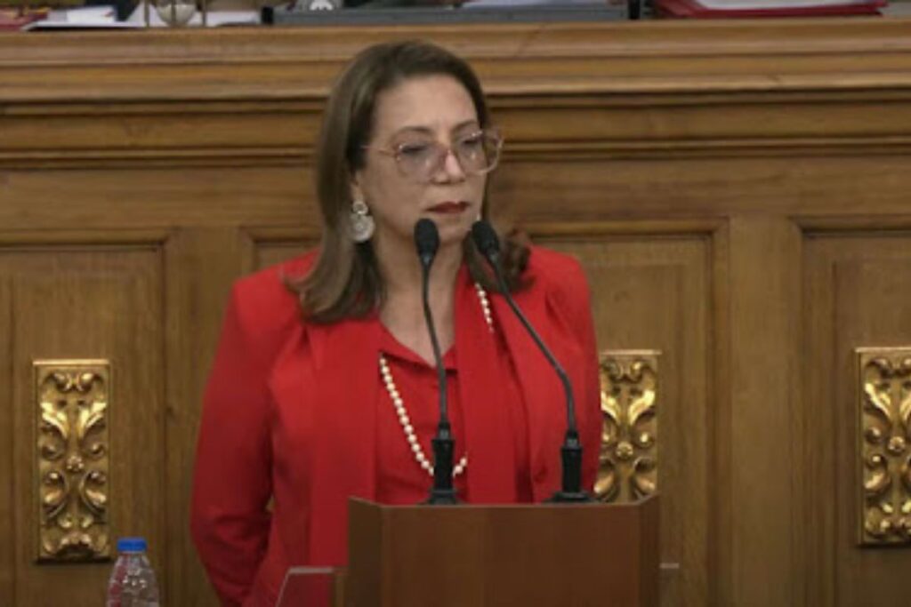 Diputada Tania Díaz: “Los únicos animales que nos comeremos son los mercenarios que osen pisar esta patria”