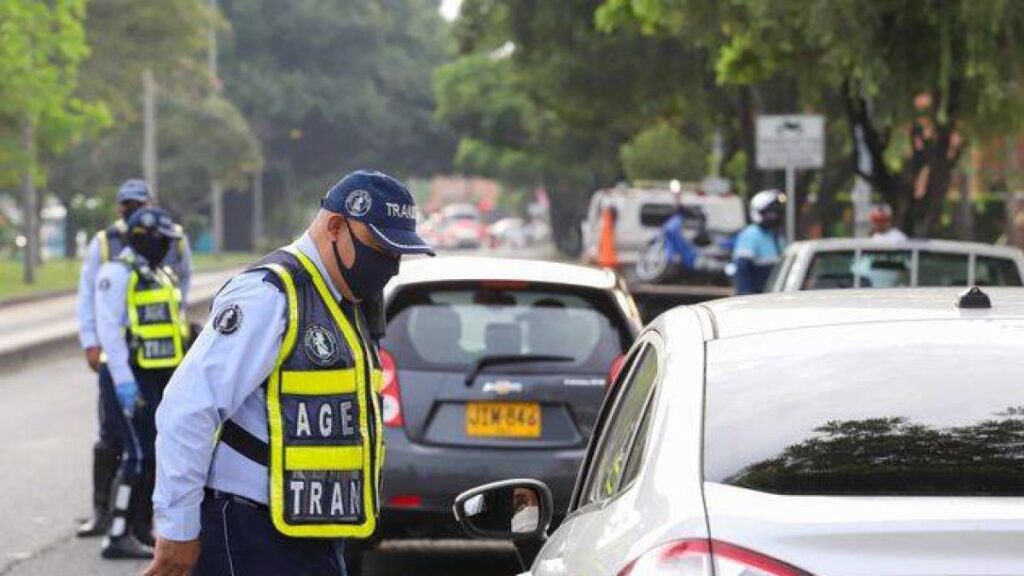 ¡Ojo, conductores! Pico y placa en Cali para el martes 5 de agosto de 2025