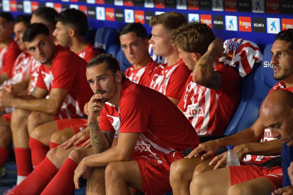 ¿Y si Antoine Griezmann ya no puede jugar en el Atlético de Simeone? | LaLiga EA Sports 2025