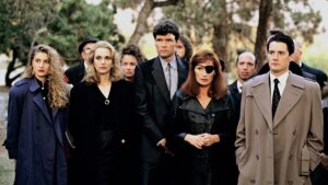 ‘Tuve que convencer a David Lynch de hacer 'Twin Peaks', porque él no había hecho televisión’: Mark Frost