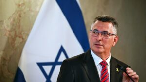 Israel reprocha a Sánchez que «animara» a los manifestantes y la «vergüenza» de la cancelación de La Vuelta | elperiodico.com
