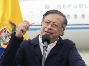 ‘A mí no me amenace, aquí lo espero si quiere’: Petro a Trump tras descertificación a Colombia | Gobierno | Economía