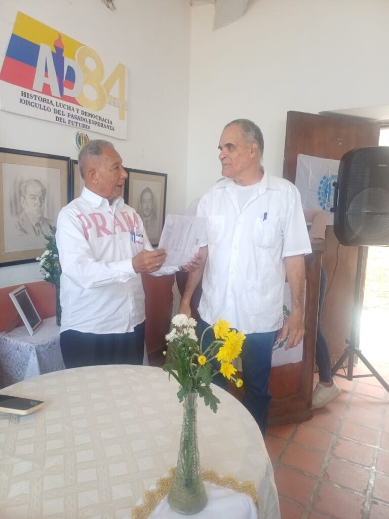 AD cumple 84 años