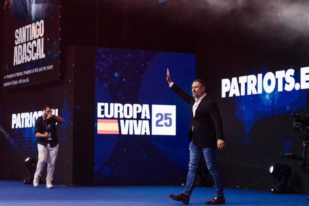 Abascal y sus aliados se conjuran para "reconquistar" Europa del "califato de Bruselas", frente a la izquierda "asesina"