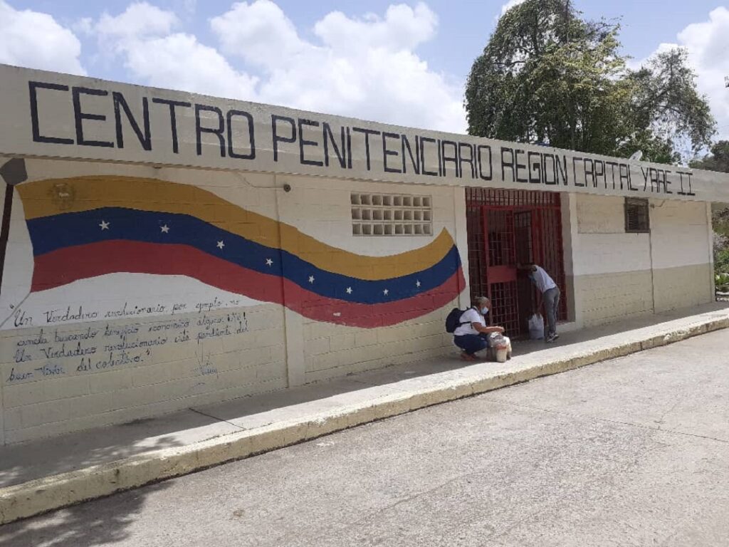 OVP: Asesinada joven por un preso durante visita a la cárcel Yare II