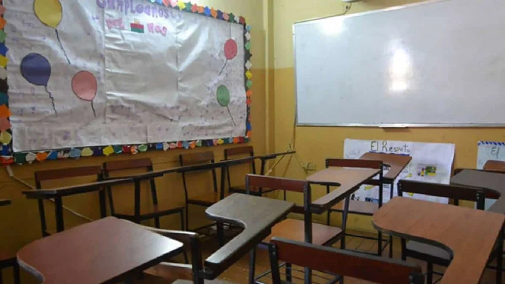 Amenazan a docentes que no asistan al inicio de actividades el 8S
