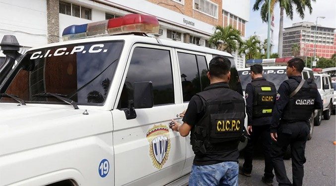 Asesinan a machetazos a una familia en Falcón