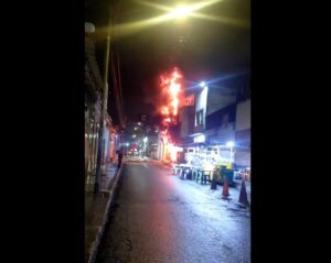 Bomberos de Caracas controlaron la explosión de una bombona de gas en Santa Rosalía – AlbertoNews