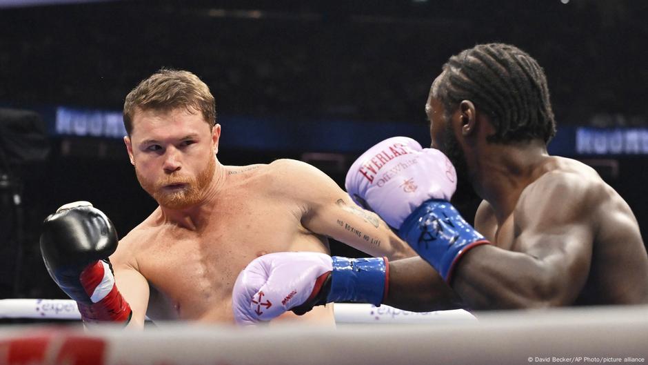 'Canelo' Álvarez pierde su cinturón de campeón mundial – DW – 14/09/2025