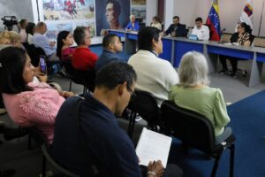 Centran cuarta jornada de formación docente en las matemáticas