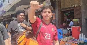 Chamo viaja a Maturín para ver el partido completo de Bolivia y Brasil en el teléfono – El Chigüire Bipolar