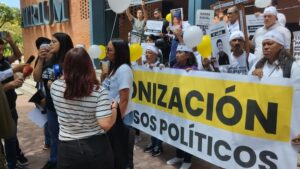 Clippve exige libertad para presos políticos en la Embajada de Italia
