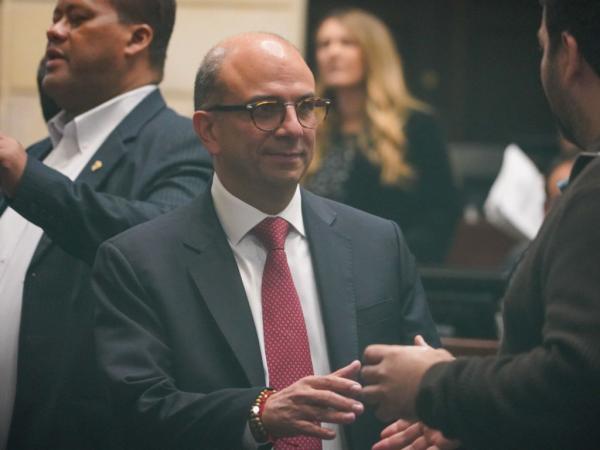 Congreso eligió a Carlos Camargo como nuevo magistrado de la Corte | Gobierno | Economía