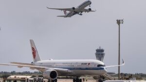 DIRECTO CIBERATAQUE AEROPUERTOS | Última hora del ciberataque que afecta a varios aeropuertos europeos causando retrasos | elperiodico.com