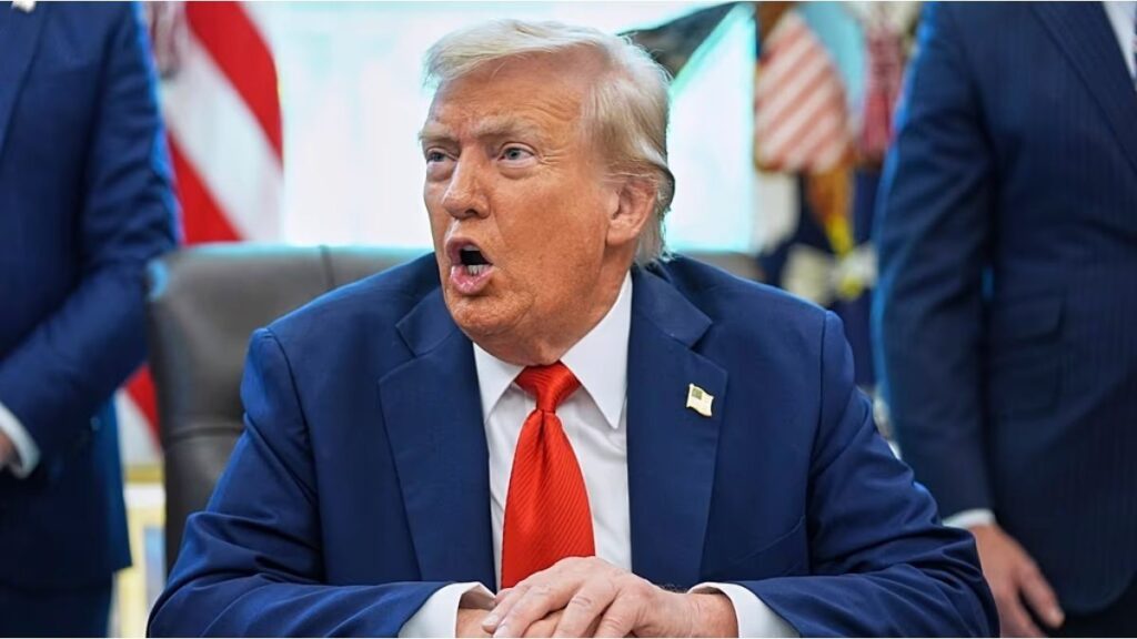 Donald Trump amenaza con enviar tropas a Chicago para que deporten migrantes