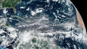 EEUU TEMPORAL | Hawái declara el estado de emergencia a medida que se acerca el huracán Kiko | elperiodico.com