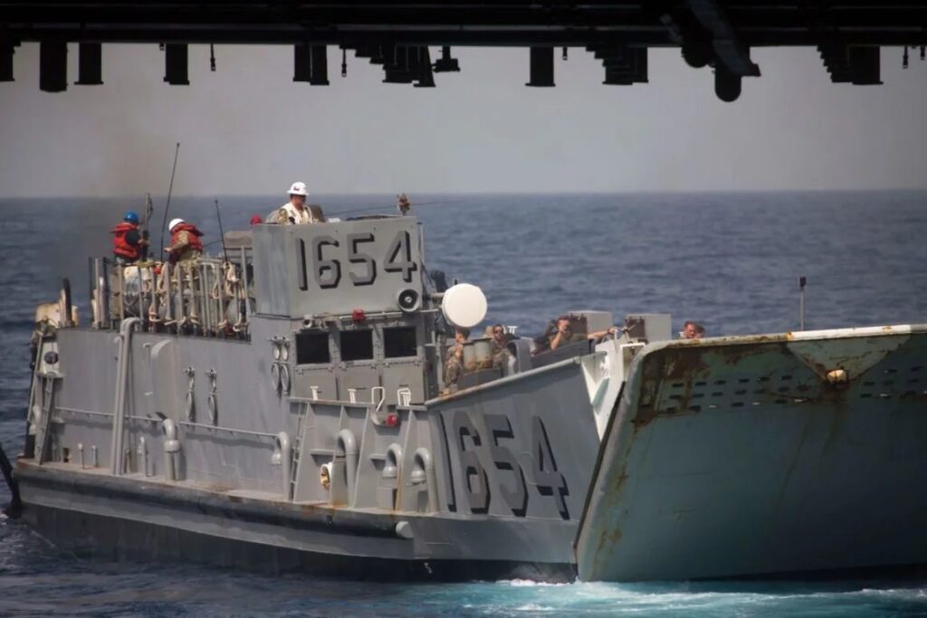 EEUU realiza ejercicios militares en Puerto Rico en medio de la tensión por despliegue en el Caribe - AlbertoNews