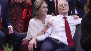ELECCIONES NORUEGAS | El centroizquierda del primer ministro Støre gana las elecciones noruegas frente al ímpetu ultra