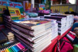 Editoriales alertan sobre encarecimiento de libros en pleno regreso a clases en Venezuela