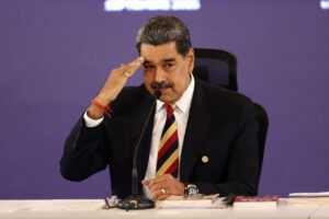 El Mundo de España | Maduro se prepara para la guerra con EEUU – AlbertoNews