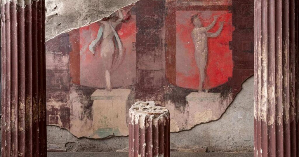 El espectacular salón de Pompeya con frescos rojos de casi tamaño real que revelan los rituales más enigmáticos de la Roma antigua